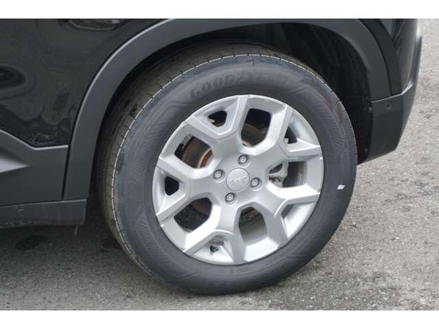 ジープ・アベンジャー アルティテュード 元社有車・ナビ・ETC・バックモニター(13枚目)