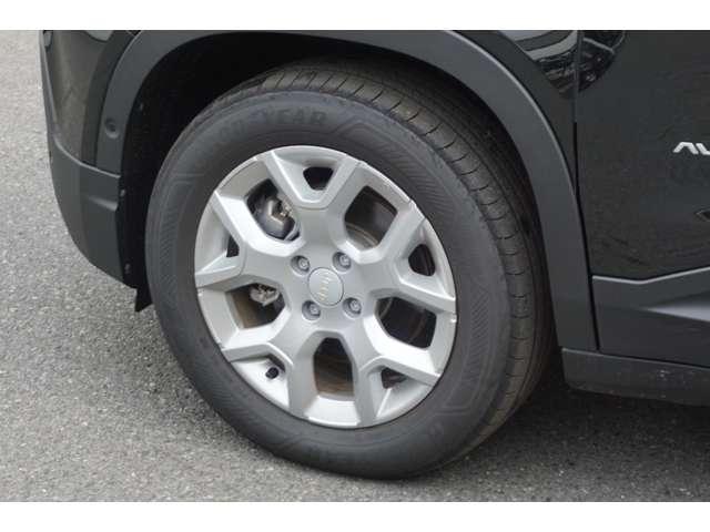 ジープ・アベンジャー アルティテュード 元社有車・ナビ・ETC・バックモニター(14枚目)