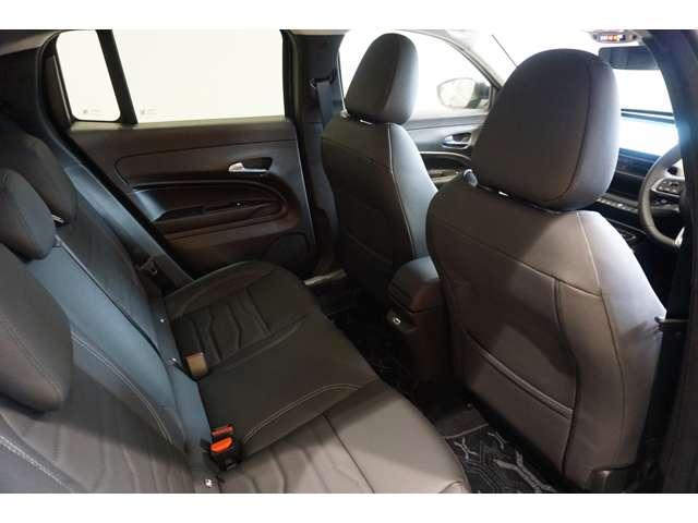 ジープ・アベンジャー アルティテュード 元社有車・ナビ・ETC・バックモニター(19枚目)