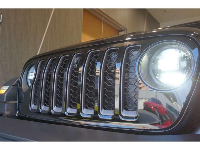 ジープ・ラングラーアンリミテッド ルビコン　４ＷＤ　弊社デモカー・純正ナビ・衝突軽減（8枚目）