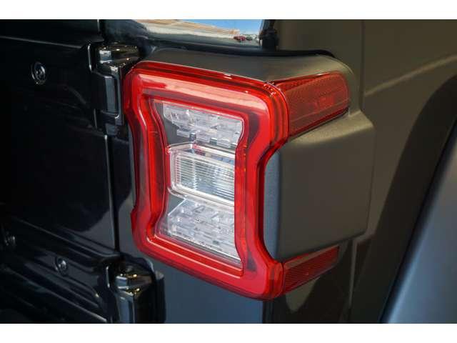 ジープ・ラングラーアンリミテッド ルビコン　４ＷＤ　弊社デモカー・純正ナビ・衝突軽減（22枚目）