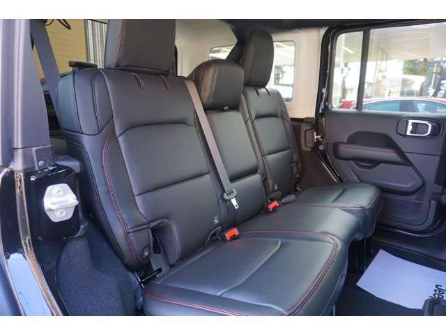 ジープ・ラングラーアンリミテッド ルビコン　４ＷＤ　弊社デモカー・純正ナビ・衝突軽減（40枚目）