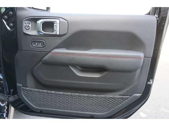 ジープ・ラングラーアンリミテッド ルビコン　４ＷＤ　弊社デモカー・純正ナビ・衝突軽減（43枚目）