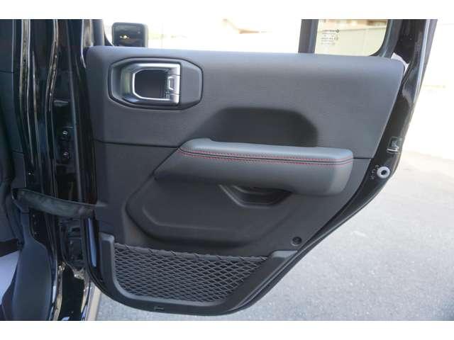 ジープ・ラングラーアンリミテッド ルビコン　４ＷＤ　弊社デモカー・純正ナビ・衝突軽減（44枚目）