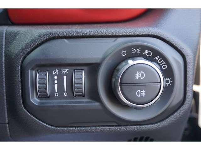 ジープ・ラングラーアンリミテッド ルビコン　４ＷＤ　弊社デモカー・純正ナビ・衝突軽減（53枚目）