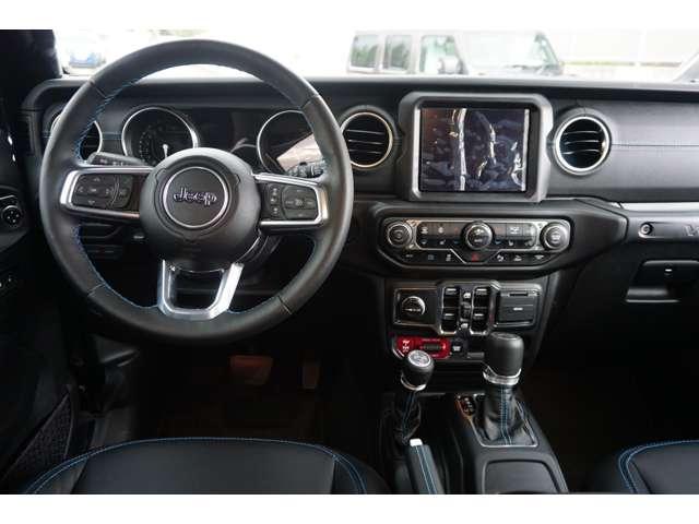 ジープ・ラングラーアンリミテッド４ｘｅ ルビコン４ｘｅ　４ＷＤ（25枚目）