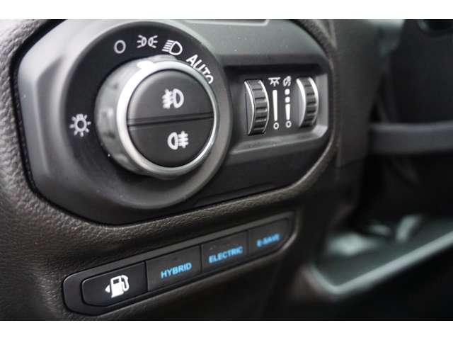 ジープ・ラングラーアンリミテッド４ｘｅ ルビコン４ｘｅ　４ＷＤ（34枚目）