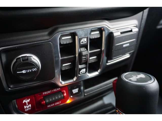 ジープ・ラングラーアンリミテッド４ｘｅ ルビコン４ｘｅ　４ＷＤ（37枚目）