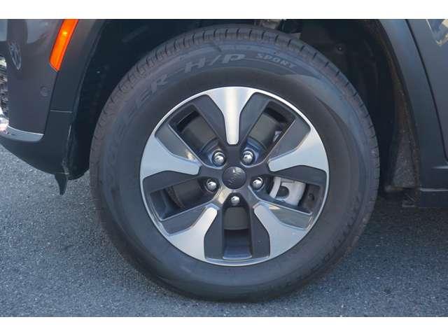 ジープ・グランドチェロキー４ｘｅ リミテッド　４ｘｅ　４ＷＤ　弊社デモカー・新車保証継承・Ｃａｒｐｌａｙ・ＥＴＣ（27枚目）