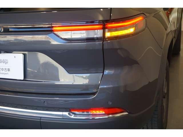 ジープ・グランドチェロキー４ｘｅ リミテッド　４ｘｅ　４ＷＤ　弊社デモカー・新車保証継承・Ｃａｒｐｌａｙ・ＥＴＣ（34枚目）