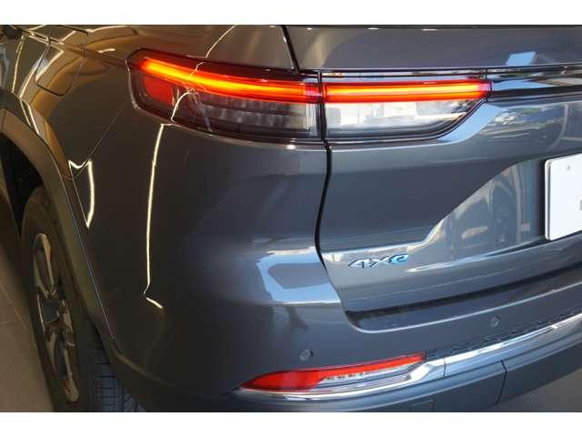 ジープ・グランドチェロキー４ｘｅ リミテッド　４ｘｅ　４ＷＤ　弊社デモカー・新車保証継承・Ｃａｒｐｌａｙ・ＥＴＣ（38枚目）