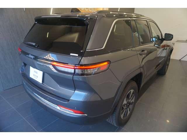 ジープ・グランドチェロキー４ｘｅ リミテッド　４ｘｅ　４ＷＤ　弊社デモカー・新車保証継承・Ｃａｒｐｌａｙ・ＥＴＣ（39枚目）
