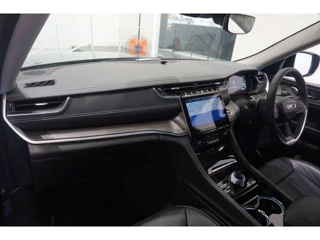 ジープ・グランドチェロキー４ｘｅ リミテッド　４ｘｅ　４ＷＤ　弊社デモカー・新車保証継承・Ｃａｒｐｌａｙ・ＥＴＣ（46枚目）