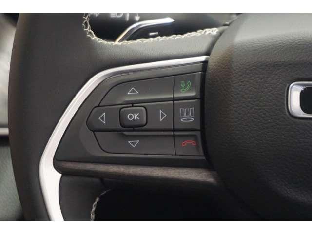 ジープ・グランドチェロキー４ｘｅ リミテッド　４ｘｅ　４ＷＤ　弊社デモカー・新車保証継承・Ｃａｒｐｌａｙ・ＥＴＣ（57枚目）