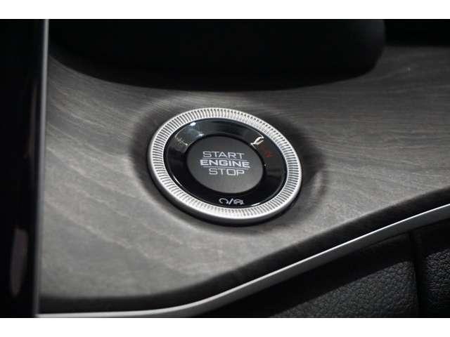 ジープ・グランドチェロキー４ｘｅ リミテッド　４ｘｅ　４ＷＤ　弊社デモカー・新車保証継承・Ｃａｒｐｌａｙ・ＥＴＣ（67枚目）