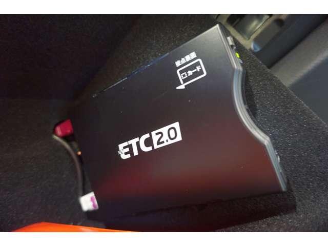 ジープ・グランドチェロキー４ｘｅ リミテッド　４ｘｅ　４ＷＤ　弊社デモカー・新車保証継承・Ｃａｒｐｌａｙ・ＥＴＣ（69枚目）