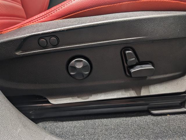 ステルヴィオ ２．２ターボ　ディーゼルＱ４ヴェローチェ　デモカー　新車保証継承　４ＷＤ　２１インチアルミホイール　デジタルクラスターメーター　アダプティブＬＥＤヘッドライト　レッドレザーシート（31枚目）