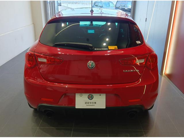 ジュリエッタ ヴェローチェ　１７５０　ＴＢＩ　２４０ｈｐ　１８ｉｎｃｈＡＷ　ナビ　地デジ　ドラレコ　ＥＴＣ（9枚目）