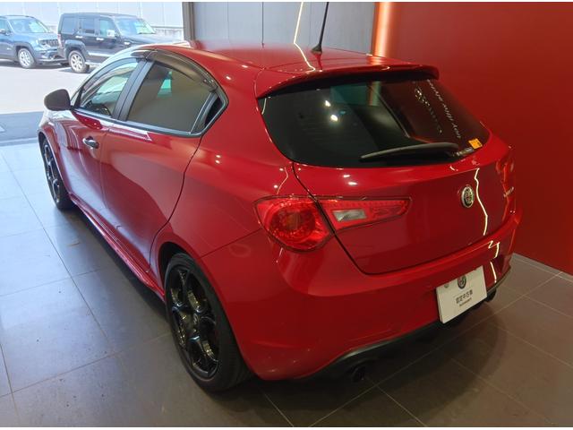ジュリエッタ ヴェローチェ　１７５０　ＴＢＩ　２４０ｈｐ　１８ｉｎｃｈＡＷ　ナビ　地デジ　ドラレコ　ＥＴＣ（10枚目）