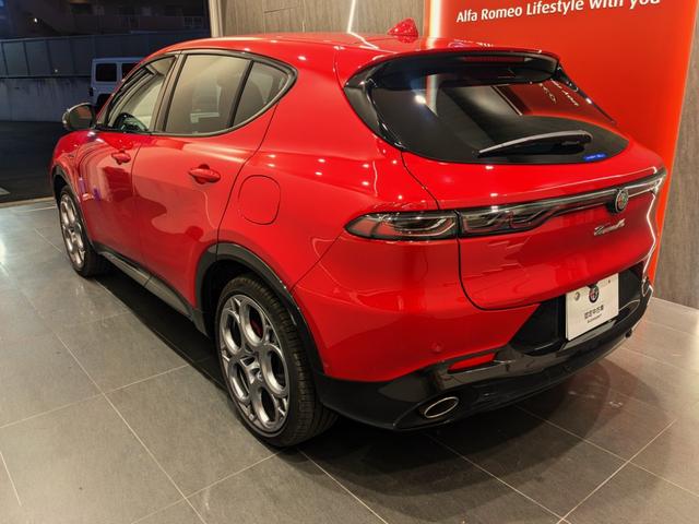 トナーレ プラグインハイブリッドQ4 ヴェローチェ 弊社デモ・社用運用車両 EV走行航続距離72kmPHEV 12.3インチフルデジタルクラスターメーター AppleCarPlay&AndroidAuto シートヒーター&クーラー(8枚目)