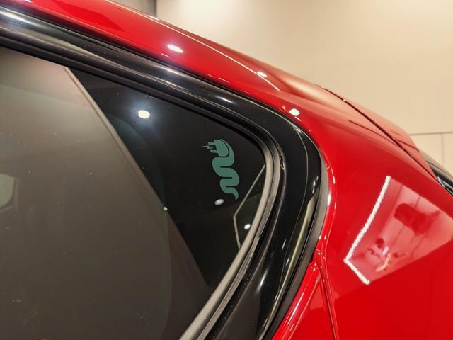 トナーレ プラグインハイブリッドQ4 ヴェローチェ 弊社デモ・社用運用車両 EV走行航続距離72kmPHEV 12.3インチフルデジタルクラスターメーター AppleCarPlay&AndroidAuto シートヒーター&クーラー(14枚目)