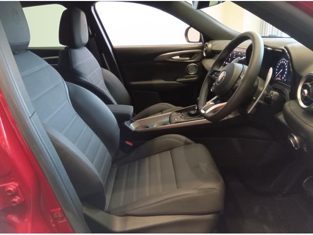 トナーレ プラグインハイブリッドQ4 ヴェローチェ 弊社デモ・社用運用車両 EV走行航続距離72kmPHEV 12.3インチフルデジタルクラスターメーター AppleCarPlay&AndroidAuto シートヒーター&クーラー(23枚目)