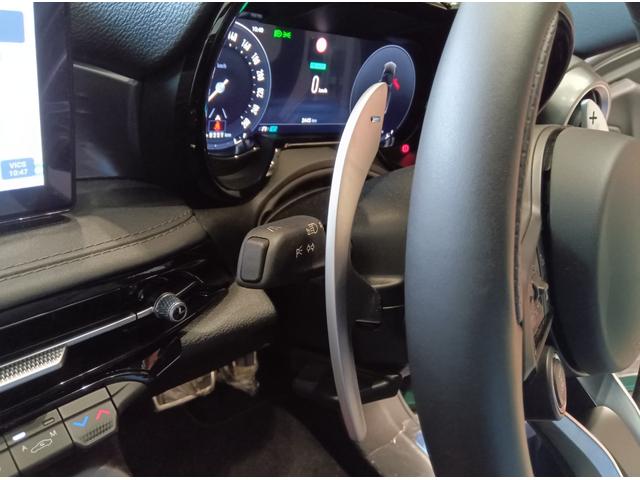 トナーレ プラグインハイブリッドQ4 ヴェローチェ 弊社デモ・社用運用車両 EV走行航続距離72kmPHEV 12.3インチフルデジタルクラスターメーター AppleCarPlay&AndroidAuto シートヒーター&クーラー(28枚目)