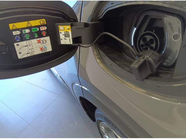 トナーレ プラグインハイブリッドQ4 ヴェローチェ デモ・社用車 EV航続走行距離72km PHEV 12.3インチフルデジタルクラスターメーター 10.25インチセンターディスプレイ シートヒーター&クーラー(15枚目)