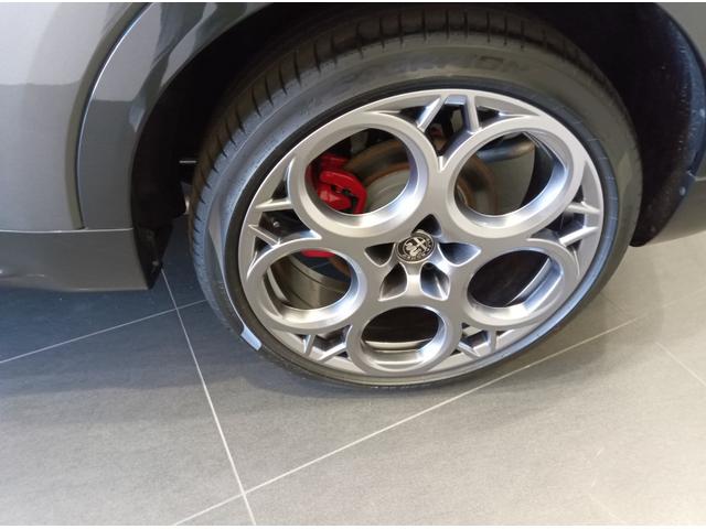 トナーレ プラグインハイブリッドQ4 ヴェローチェ デモ・社用車 EV航続走行距離72km PHEV 12.3インチフルデジタルクラスターメーター 10.25インチセンターディスプレイ シートヒーター&クーラー(17枚目)