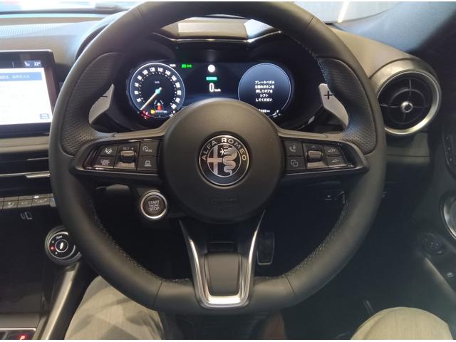 トナーレ プラグインハイブリッドQ4 ヴェローチェ デモ・社用車 EV航続走行距離72km PHEV 12.3インチフルデジタルクラスターメーター 10.25インチセンターディスプレイ シートヒーター&クーラー(25枚目)