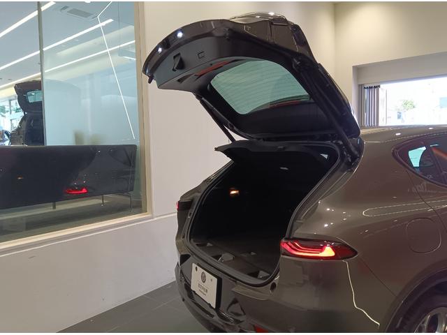 トナーレ プラグインハイブリッドQ4 ヴェローチェ デモ・社用車 EV航続走行距離72km PHEV 12.3インチフルデジタルクラスターメーター 10.25インチセンターディスプレイ シートヒーター&クーラー(48枚目)