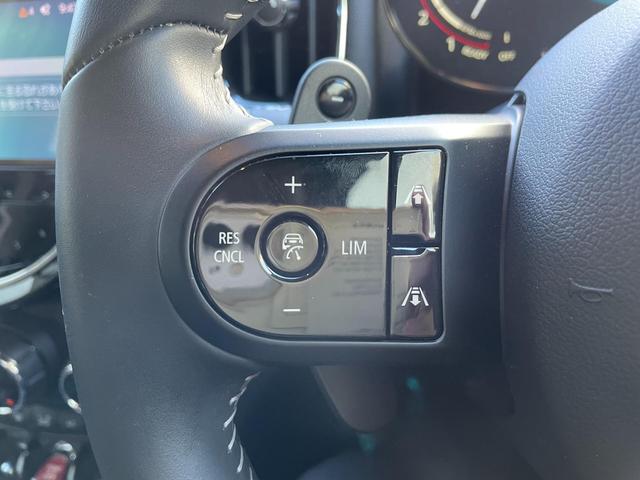 ジョンクーパーワークス　クロスオーバー　４ＷＤ　ＡｐｐｌｅＣａｒＰｌａｙ　ＨＵＤ　シートヒーター　アクティブＣ　ＥＴＣ　ミュージックプレイヤー接続可　スマートキー　バックカメラ(26枚目)