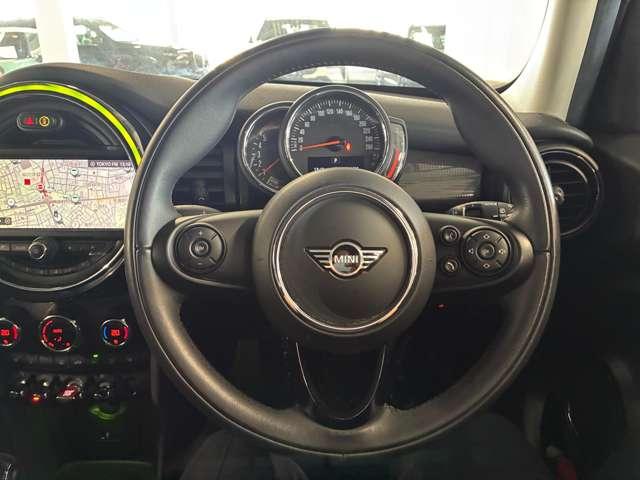 ＭＩＮＩ クーパーＤ　５ドア　ＤＣＴ　純正ナビ　衝突軽減ブレーキ（16枚目）