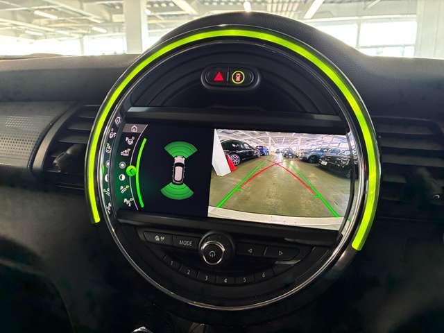 ＭＩＮＩ クーパーＤ　５ドア　ＤＣＴ　純正ナビ　衝突軽減ブレーキ（24枚目）