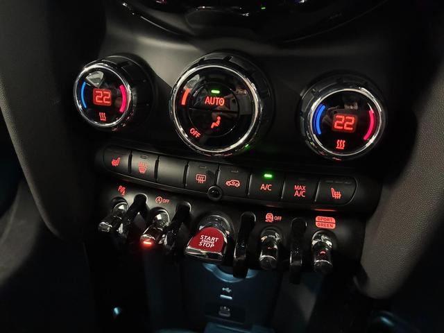 ＭＩＮＩ ジョンクーパーワークス　３ドア　ＡｐｐｌｅＣａｒＰｌａｙ　アクティブクルーズ　ヘッドアップディスプレイ　シートヒーター　パーキングアシスト　ドライビングモード（20枚目）