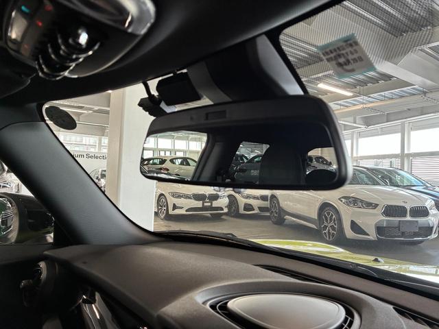 ＭＩＮＩ ジョンクーパーワークス　３ドア　ＡｐｐｌｅＣａｒＰｌａｙ　アクティブクルーズ　ヘッドアップディスプレイ　シートヒーター　パーキングアシスト　ドライビングモード（25枚目）