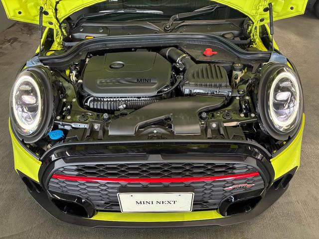 ＭＩＮＩ ジョンクーパーワークス　３ドア　ＡｐｐｌｅＣａｒＰｌａｙ　アクティブクルーズ　ヘッドアップディスプレイ　シートヒーター　パーキングアシスト　ドライビングモード（36枚目）