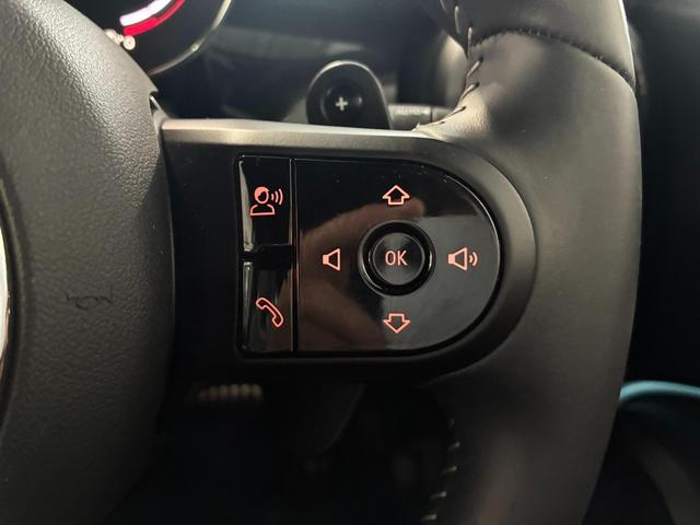 ＭＩＮＩ ジョンクーパーワークス　３ドア　ＡｐｐｌｅＣａｒＰｌａｙ　アクティブクルーズ　ヘッドアップディスプレイ　シートヒーター　パーキングアシスト　ドライビングモード（14枚目）