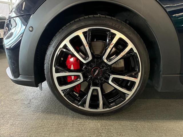 ＭＩＮＩ ジョンクーパーワークス　３ドア　ＡｐｐｌｅＣａｒＰｌａｙ　アクティブクルーズ　ヘッドアップディスプレイ　シートヒーター　パーキングアシスト　ドライビングモード（32枚目）