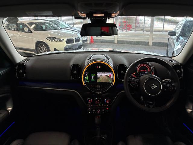 MINI クーパーSD クロスオーバー オール4 4WD Yoursパッケージ 本革シート 電動シート アクティブクルーズ パドルシフト 専用19インチホイール(20枚目)