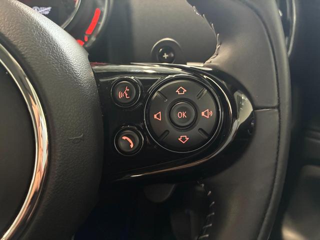 MINI クーパーSD クロスオーバー オール4 4WD Yoursパッケージ 本革シート 電動シート アクティブクルーズ パドルシフト 専用19インチホイール(22枚目)