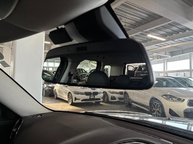 MINI クーパーSD クロスオーバー オール4 4WD Yoursパッケージ 本革シート 電動シート アクティブクルーズ パドルシフト 専用19インチホイール(30枚目)