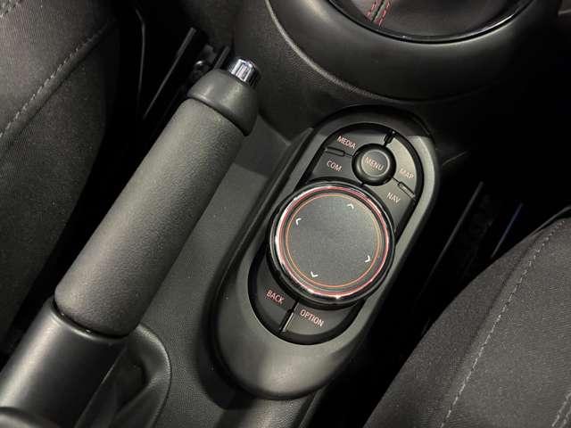 MINI クーパーS コンバーチブル DCT harman/kardon JCWステアリング パドルシフト アクティブクルーズコントロール ヘッドアップディスプレイ(22枚目)