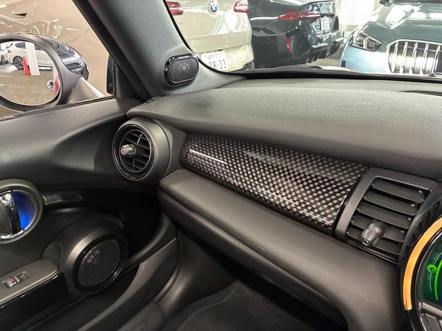 MINI クーパーS コンバーチブル DCT harman/kardon JCWステアリング パドルシフト アクティブクルーズコントロール ヘッドアップディスプレイ(26枚目)