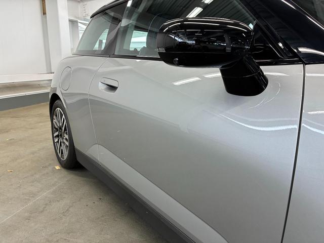 ＭＩＮＩ クーパーＳＥ　３ドア　元試乗車　ＣｌａｓｓｉｃＴＲＩＭ　ヘッドアップディスプレイ（11枚目）