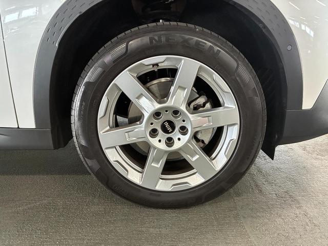 ＭＩＮＩ カントリーマン　Ｃ　ＤＣＴ　元試乗車　Ｍパッケージ　電動シート　ｈａｒｍａｎ／ｋａｒｄｏｎ（31枚目）