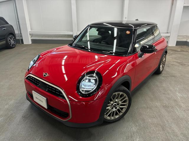MINI クーパー C 3ドア DCT 元試乗車 FaovuredTRIM CarPlay アクティブクルーズ(5枚目)