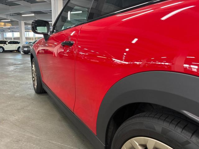 MINI クーパー C 3ドア DCT 元試乗車 FaovuredTRIM CarPlay アクティブクルーズ(15枚目)