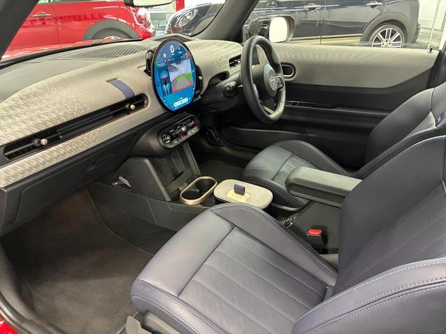 MINI クーパー C 3ドア DCT 元試乗車 FaovuredTRIM CarPlay アクティブクルーズ(21枚目)