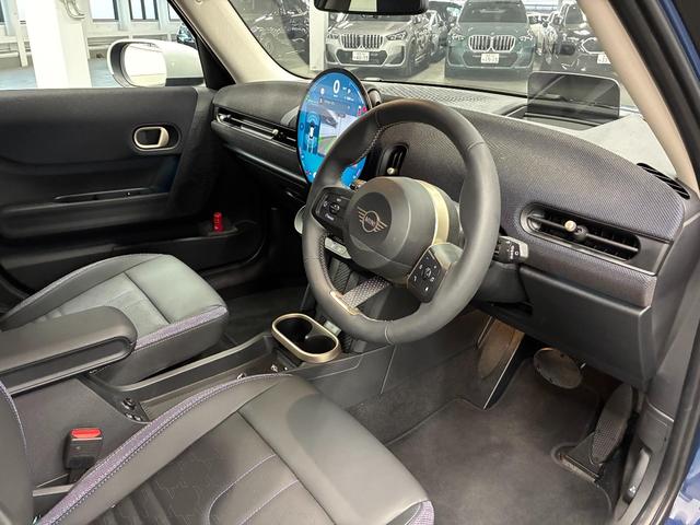 MINI クーパーC クラシック・トリム 5ドア DCT ClassicTRIM CarPlay 純正ナビ シートヒーター ワンオーナー(19枚目)